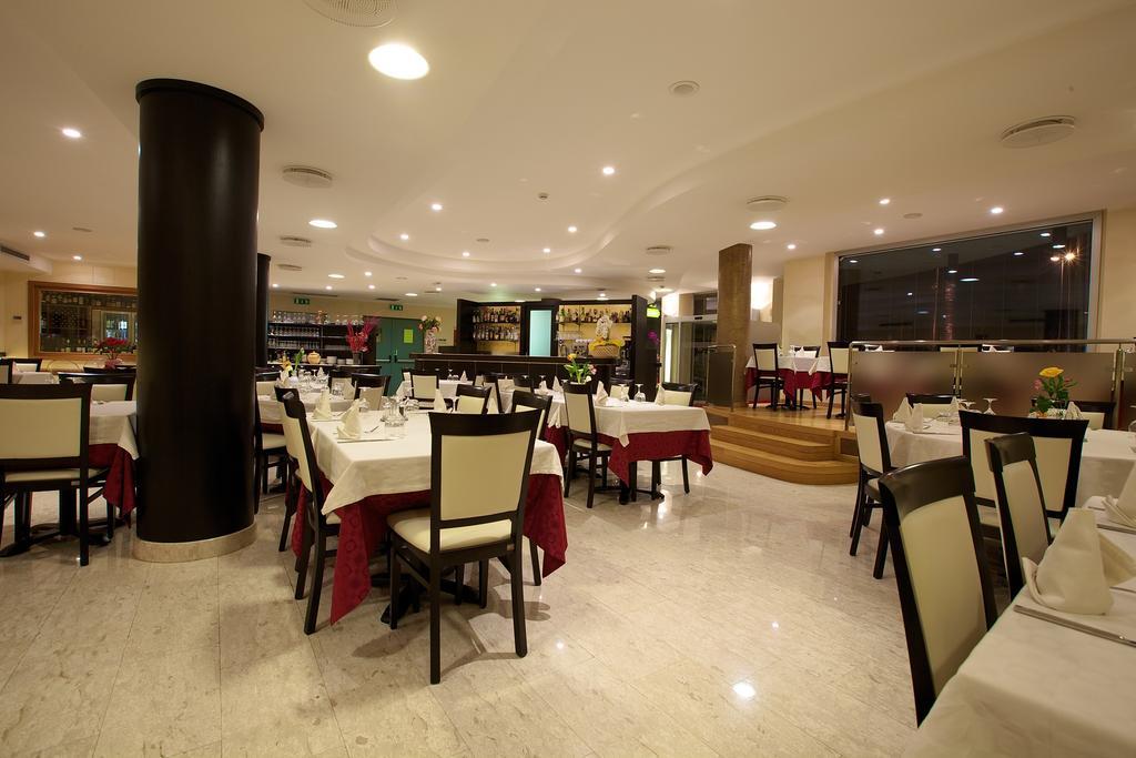 Hotel 5 Vie Almenno San Salvatore Ngoại thất bức ảnh