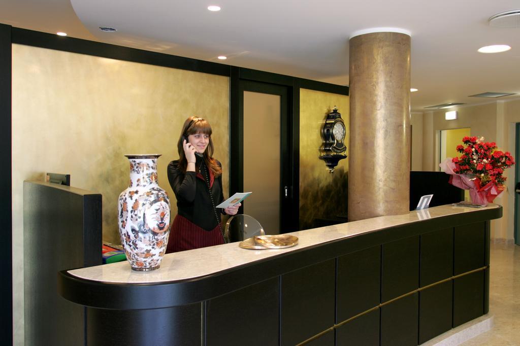 Hotel 5 Vie Almenno San Salvatore Ngoại thất bức ảnh